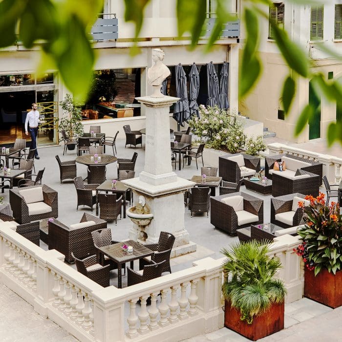 The Veranda Bar
